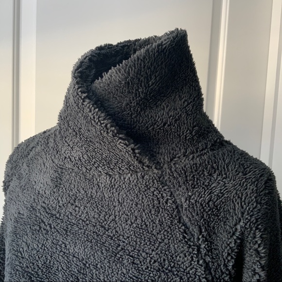 Nike Faux Shearling Pullover NWT - Picture 7 of 12